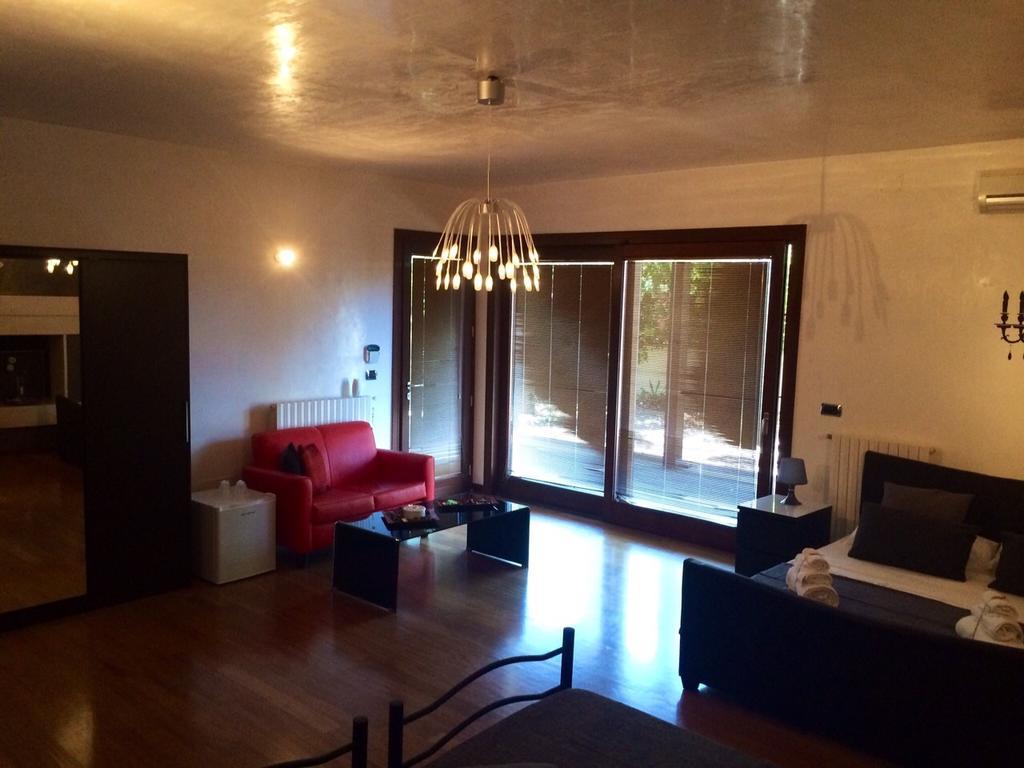 غالّيبولي Villetta Del Salento Exclusive B&B الغرفة الصورة
